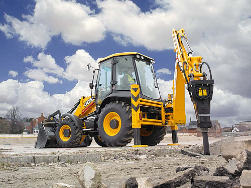 Аренда экскаватора погрузчика JCB с гидромолотом